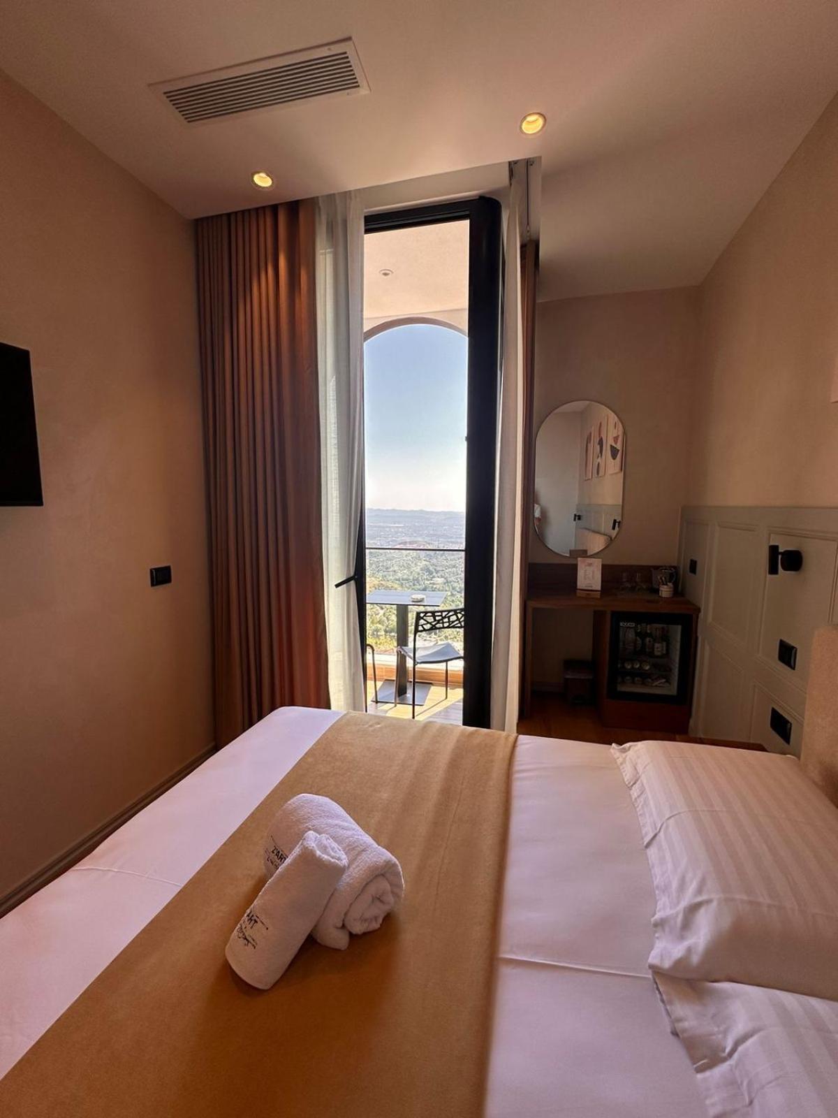 Z Art Hotel Kruje Ngoại thất bức ảnh