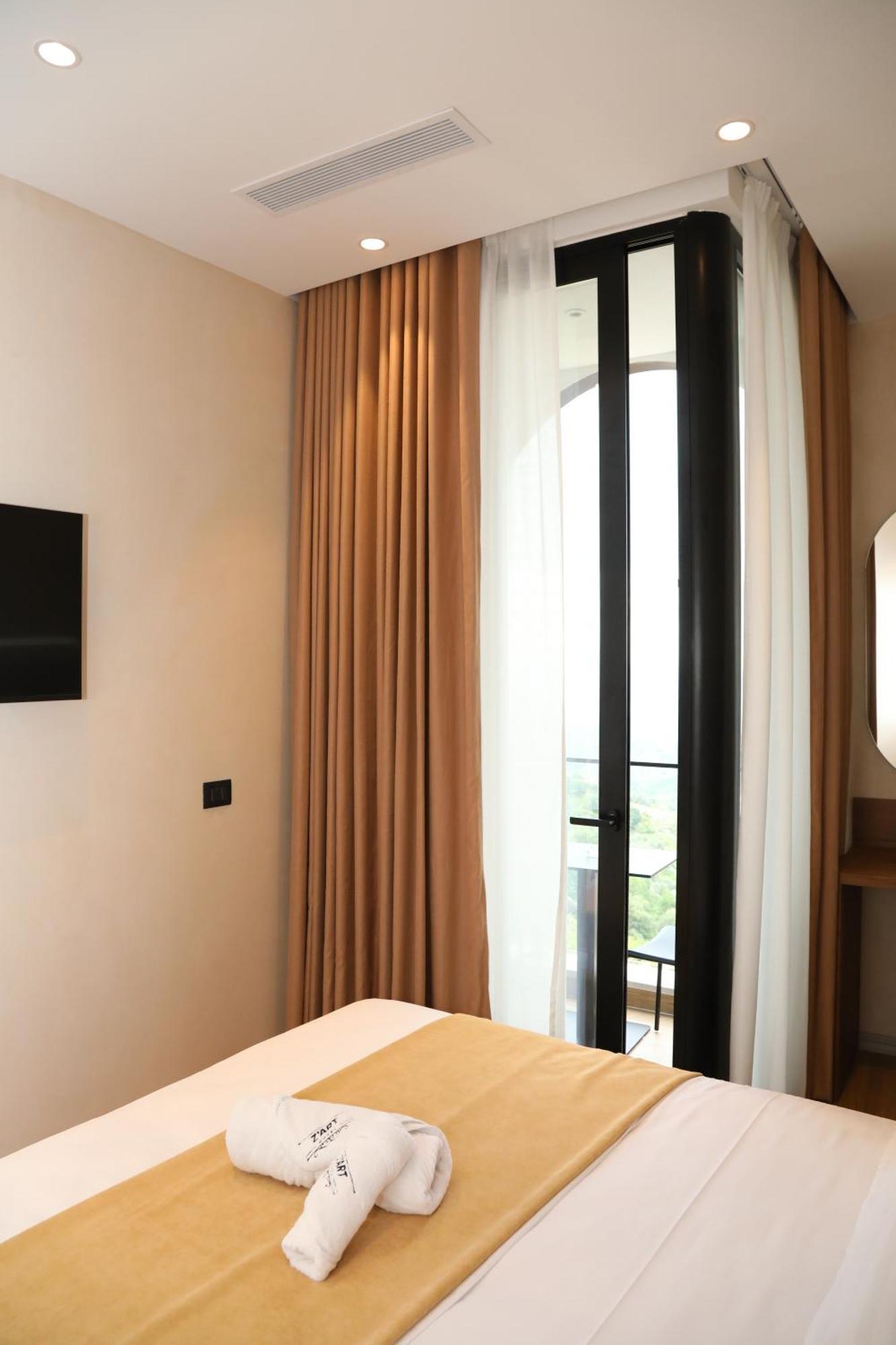 Z Art Hotel Kruje Ngoại thất bức ảnh