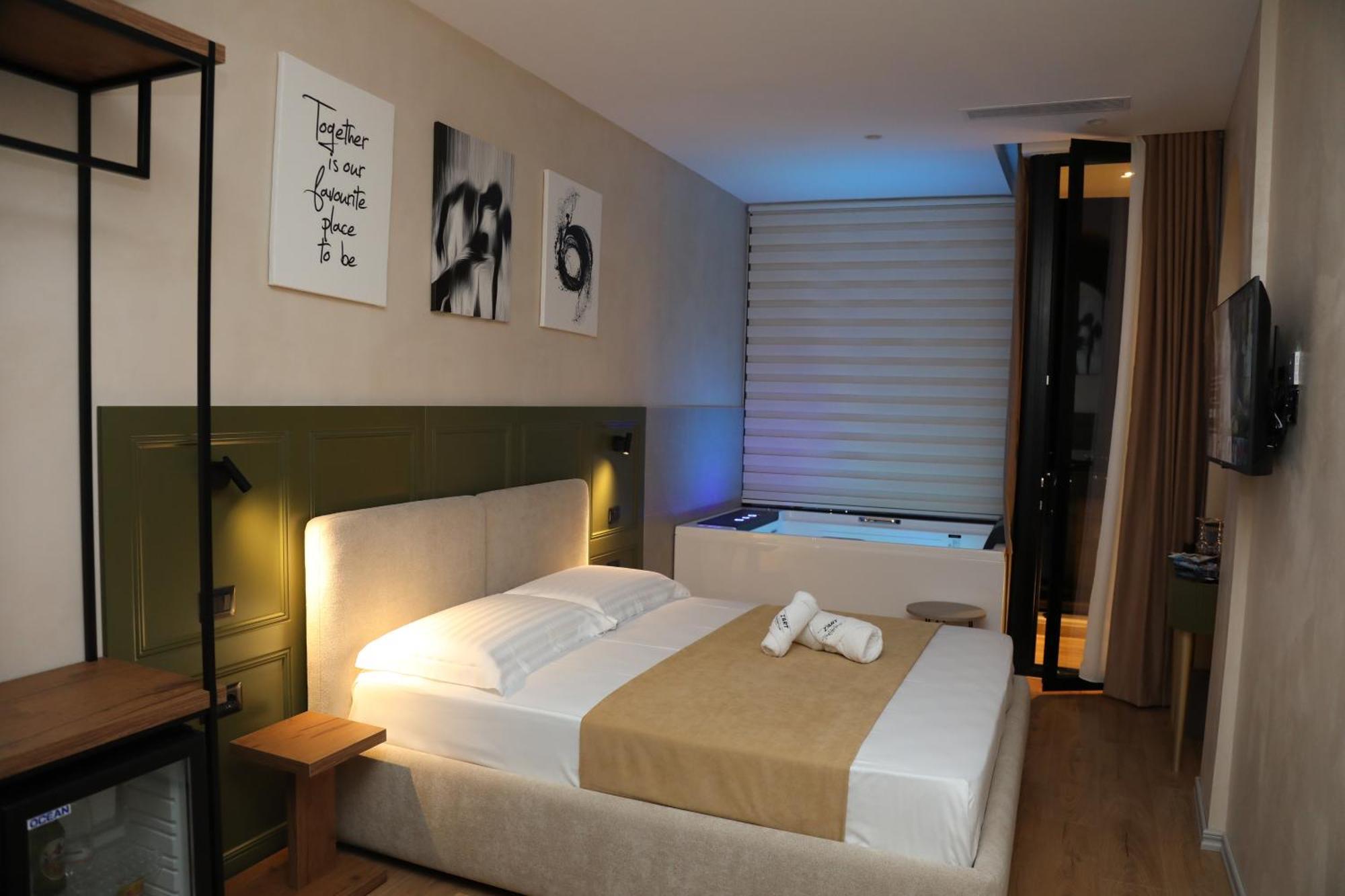 Z Art Hotel Kruje Ngoại thất bức ảnh