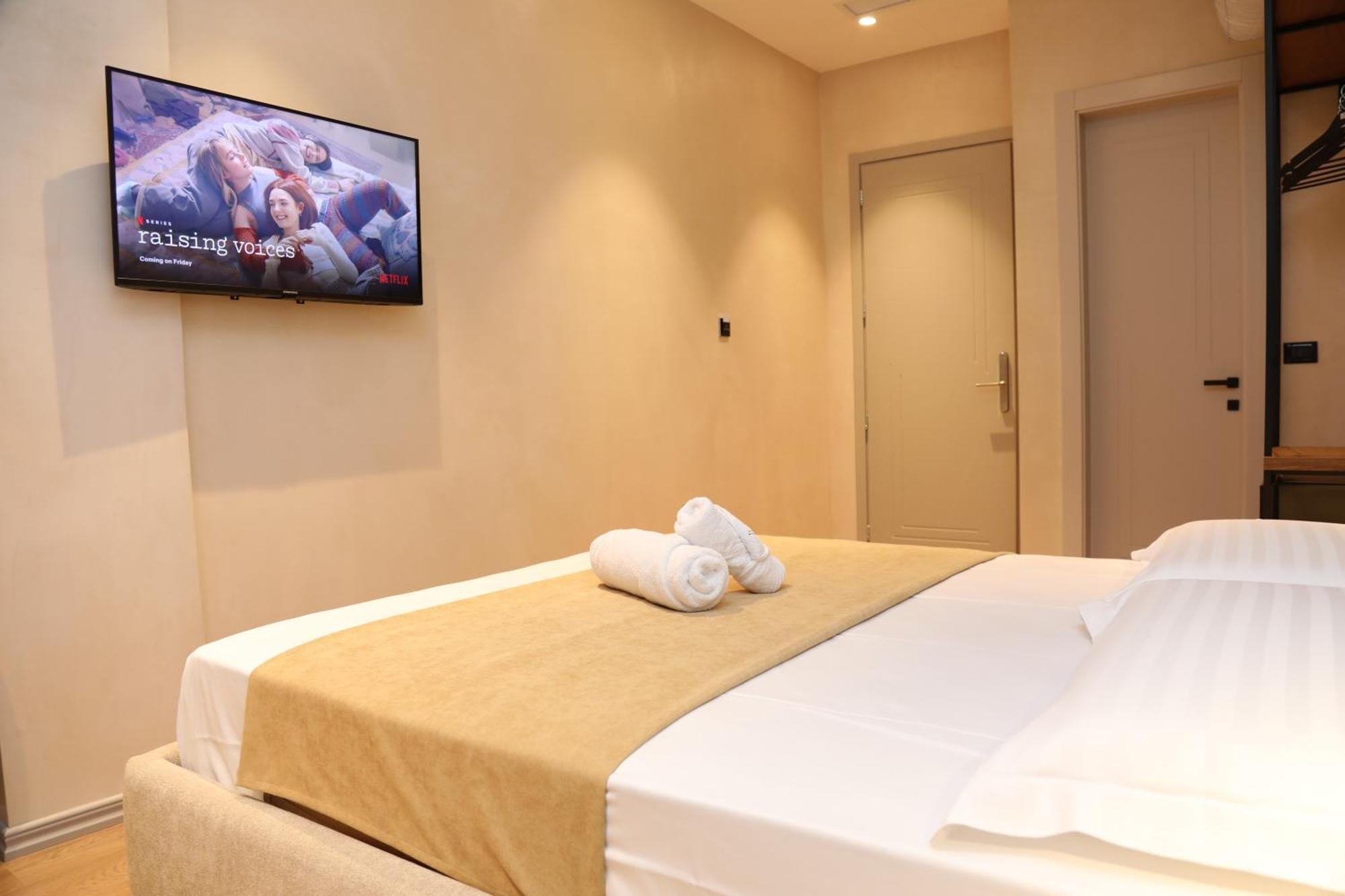 Z Art Hotel Kruje Ngoại thất bức ảnh